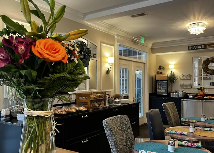 Anchor Inn Boutique Hotel