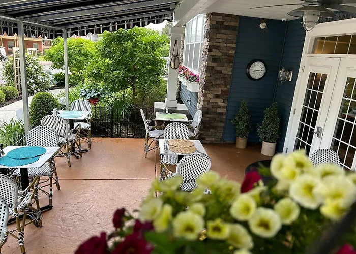 Anchor Inn Boutique Hotel