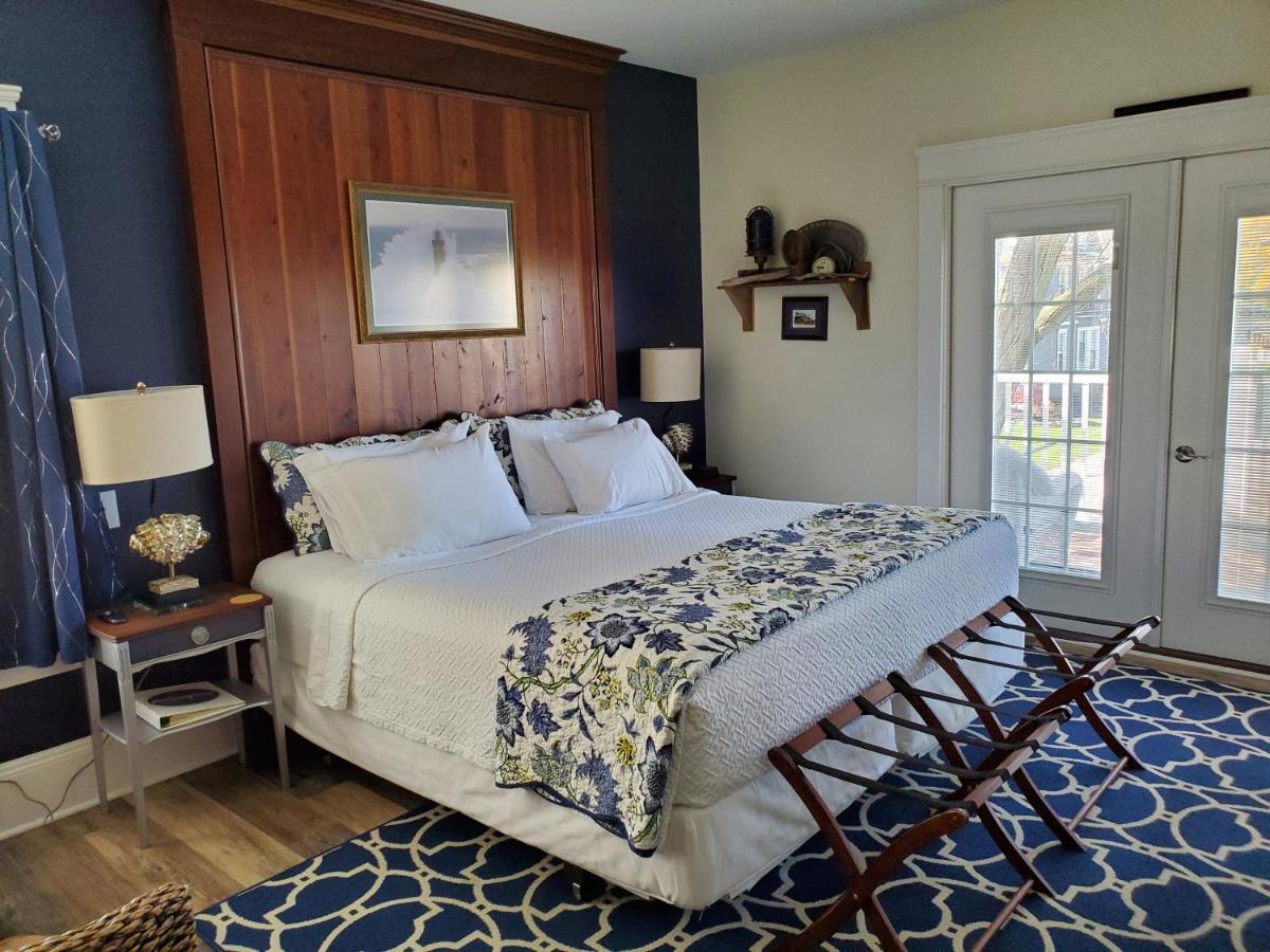Anchor Boutique Put-in-Bay